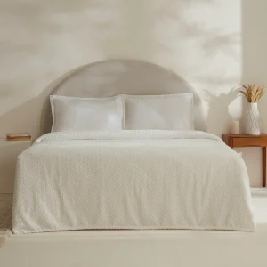 Karaca Leaves Weiße Doppelbettdecke 200x220