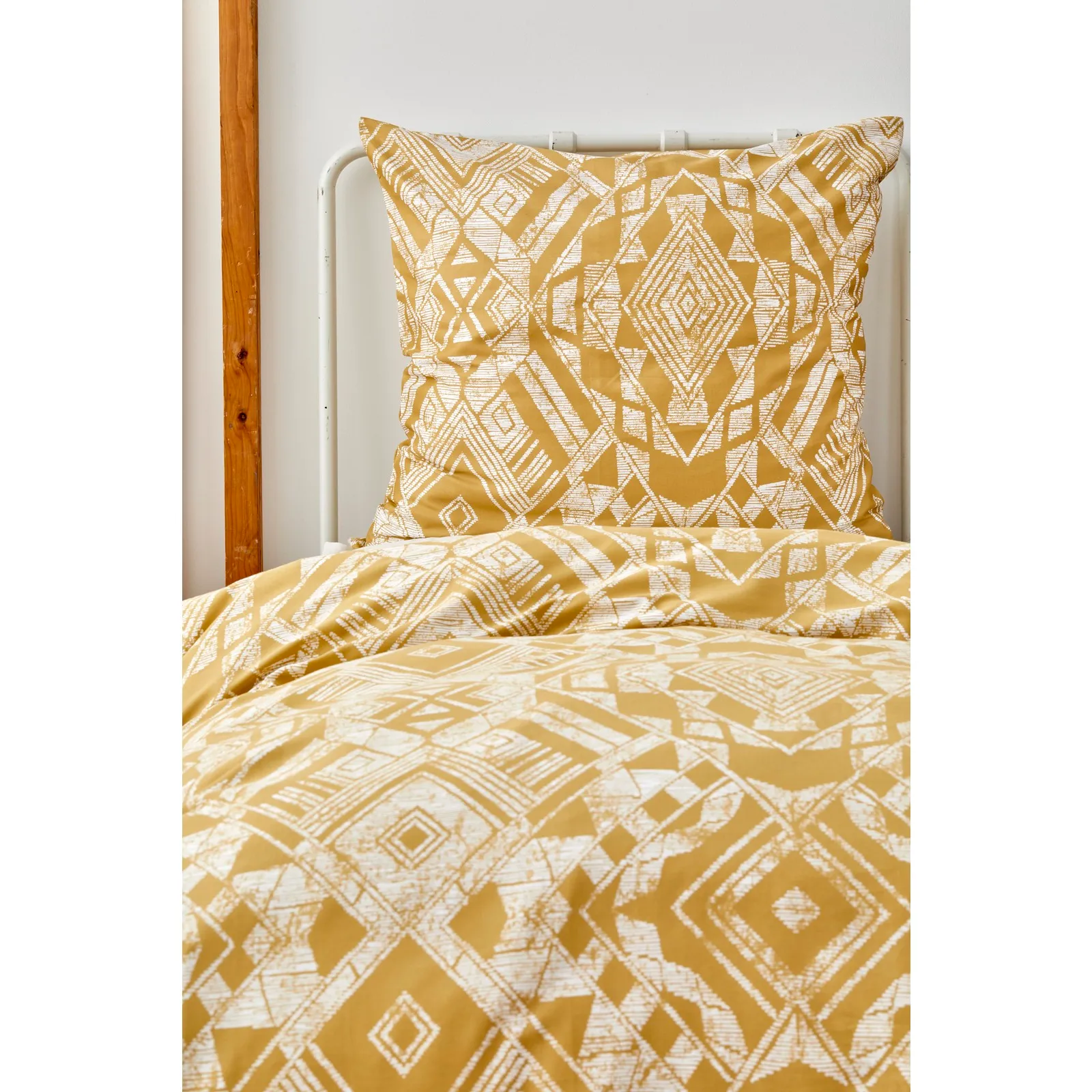 Karaca Home Raven Satin Bettwäsche-Set 135x200 cm + 80x80 cm – Bild 4