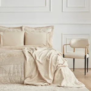 Karaca Home Valeria Queen 8-Teiliges Hochzeitsset Gold