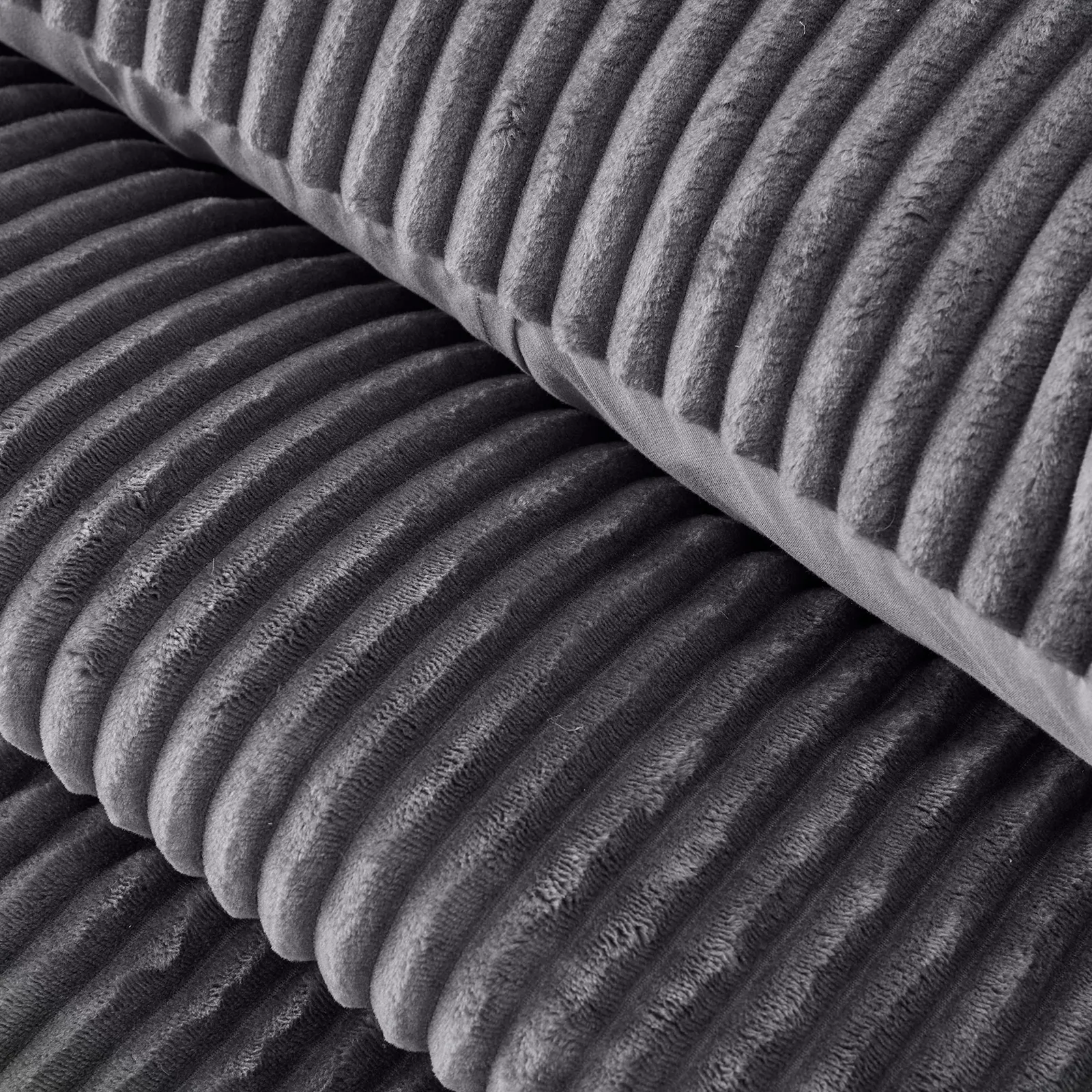 Karaca Home Joena Grau Doppelweiche Tagesdecke Set Öko-Tex Zertifiziert – Bild 9