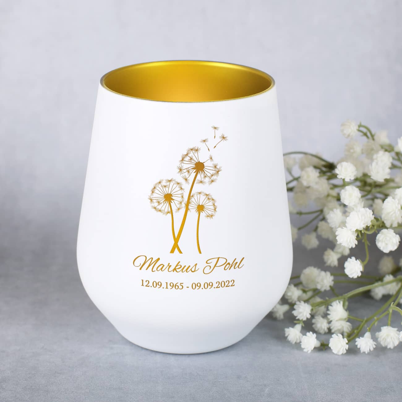 Trauerwindlicht mit Pusteblume, Name und Datum – Bild 4